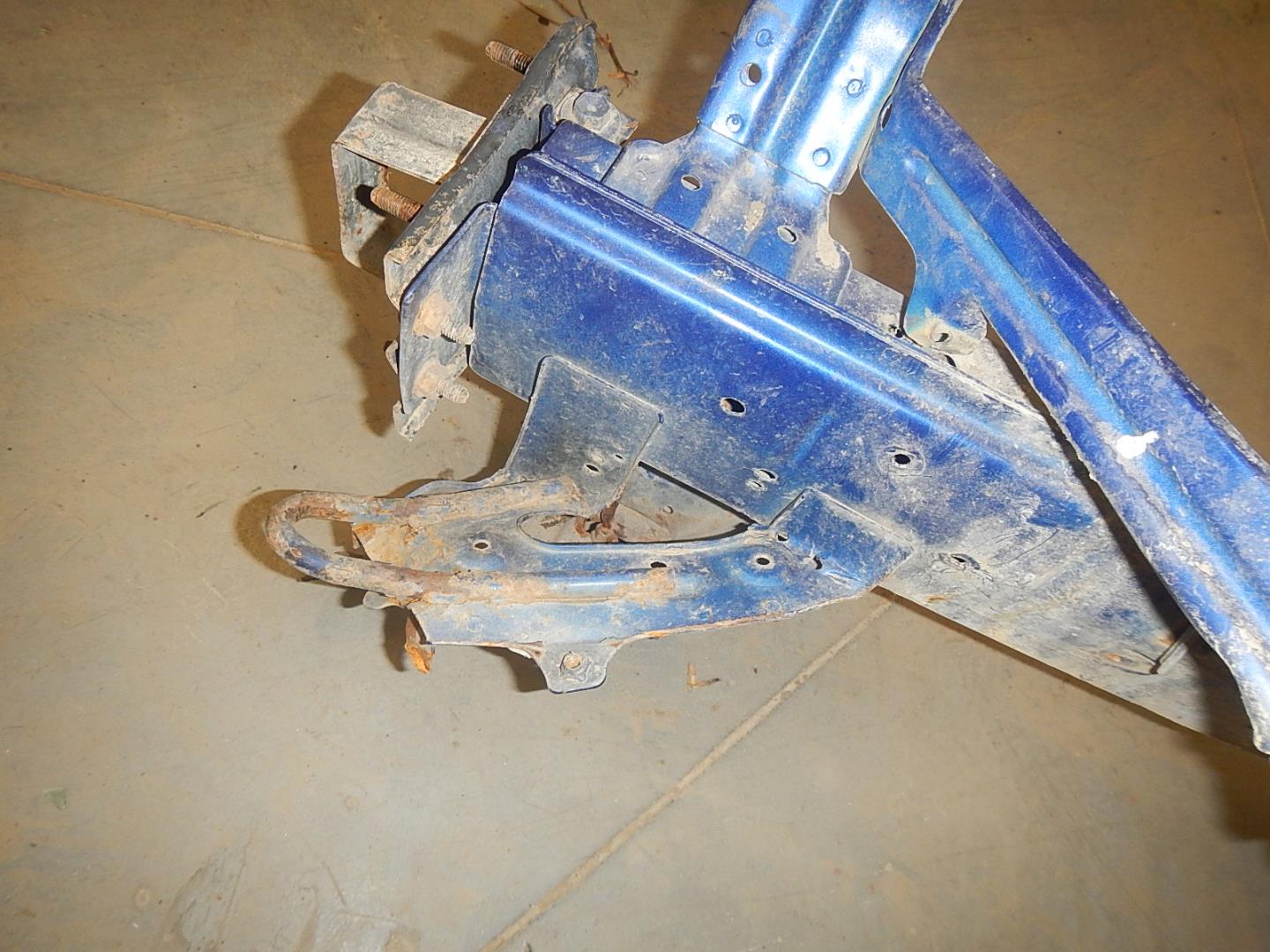 Лонжерон передний левый