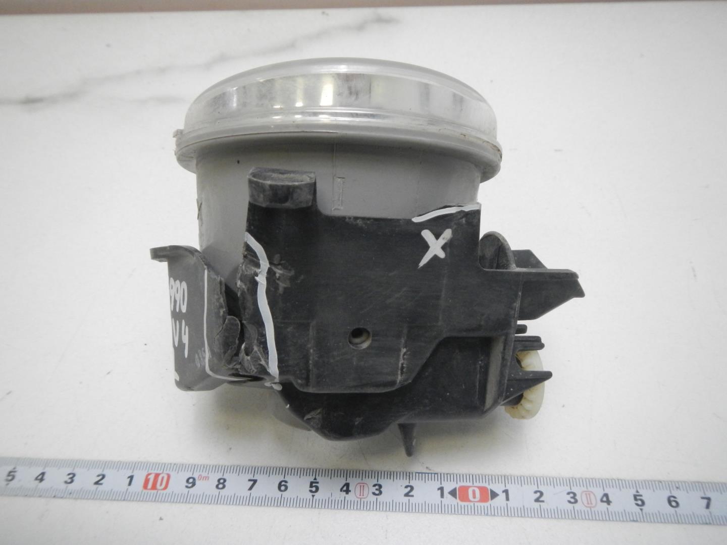 Фара противотуманная левая