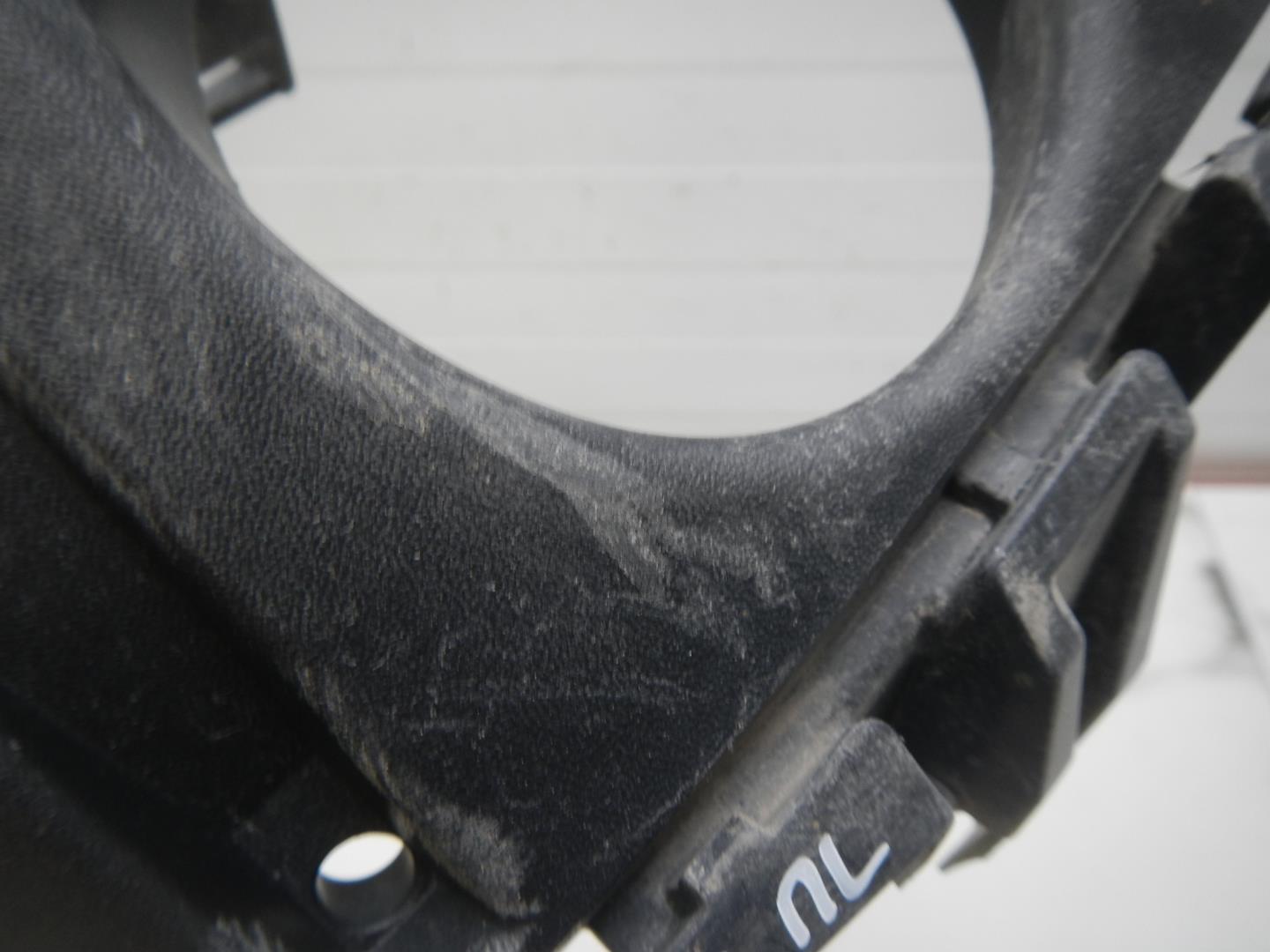 Решетка в бампер левая