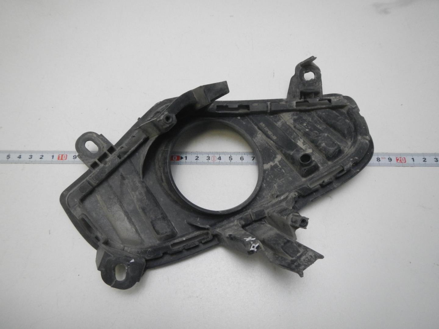 Решетка в бампер левая