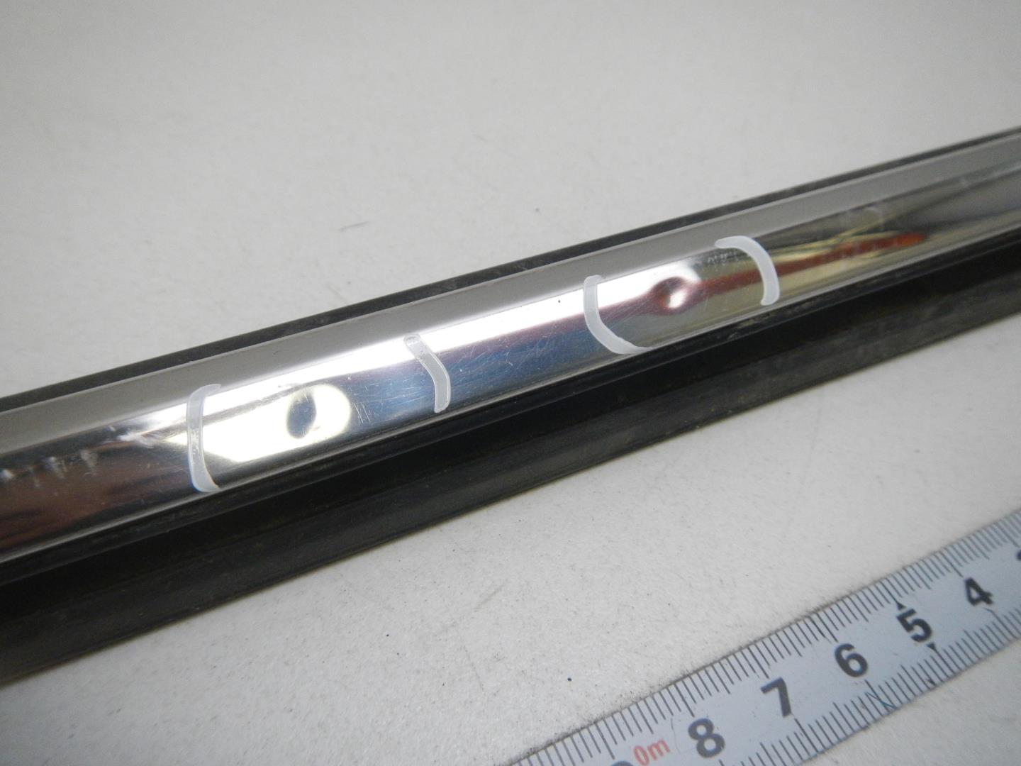 Накладка стекла заднего правого