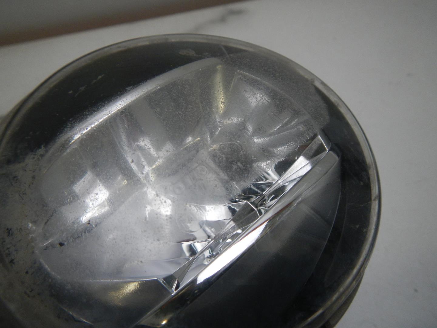 Фара противотуманная правая