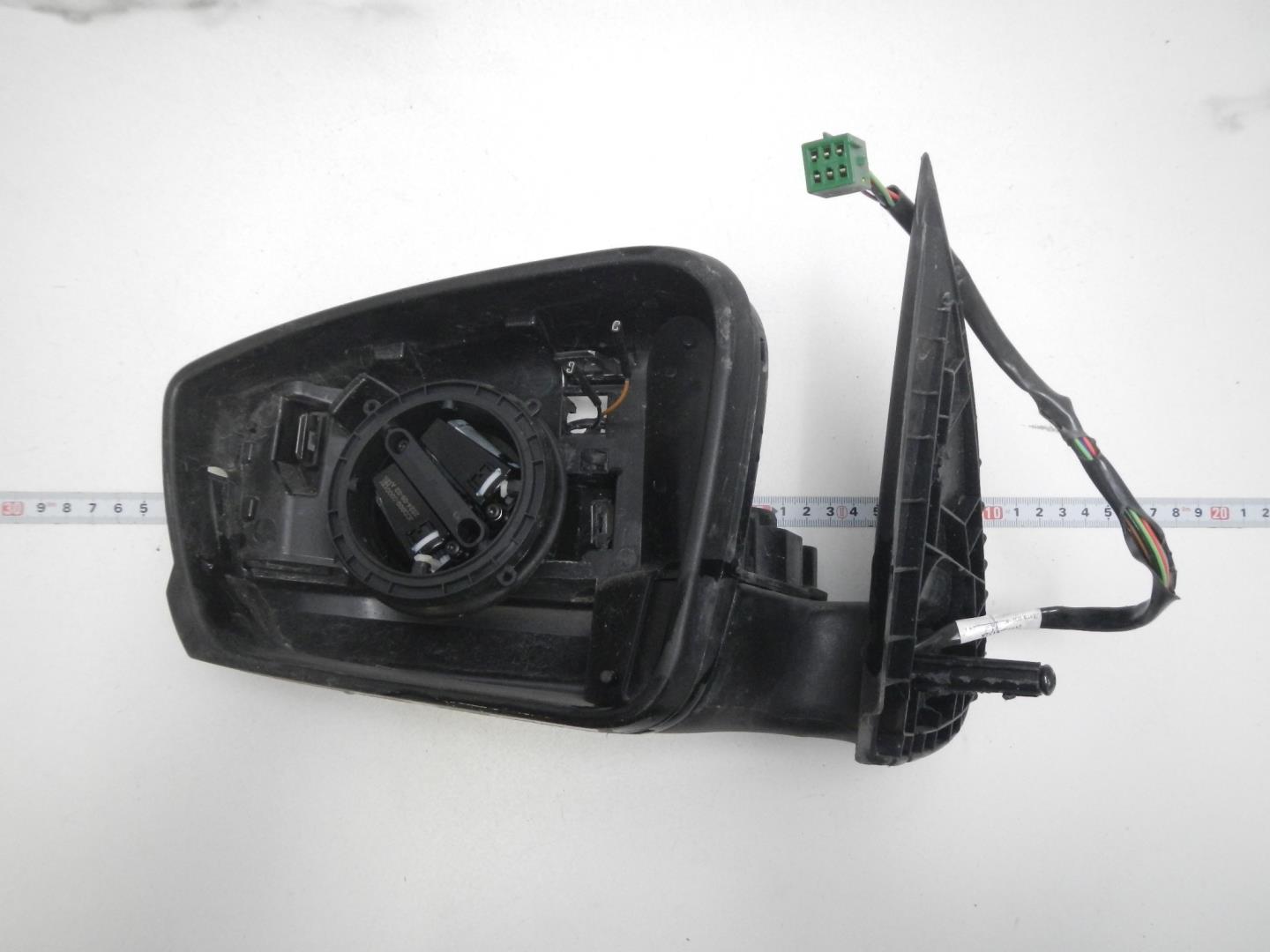 Зеркало левое электрическое