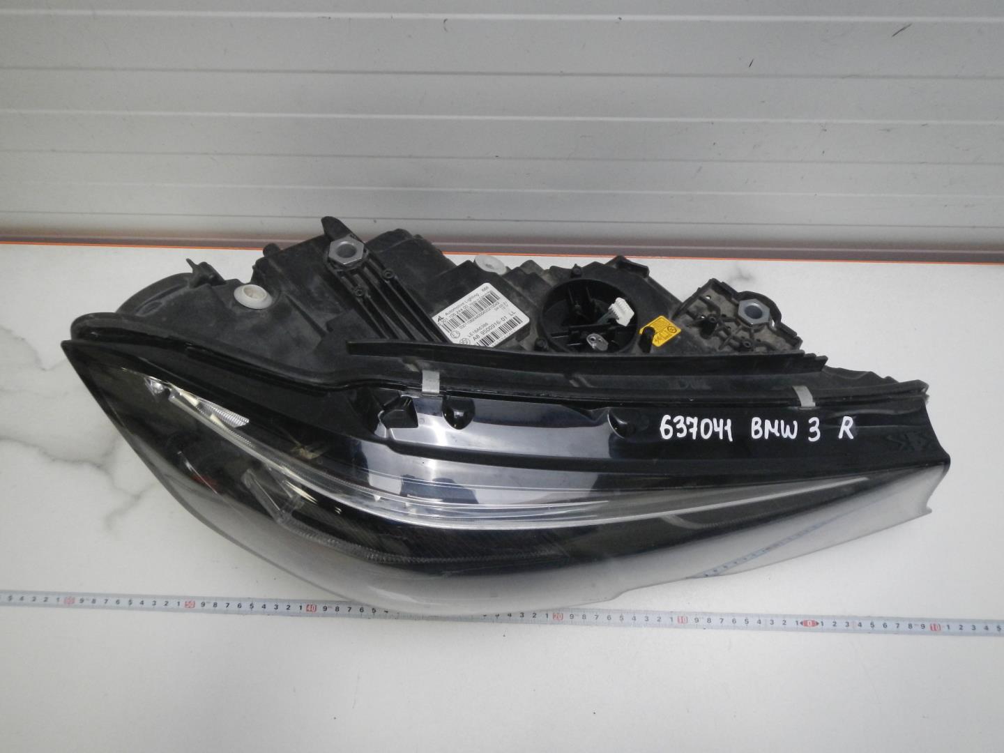 Фара правая