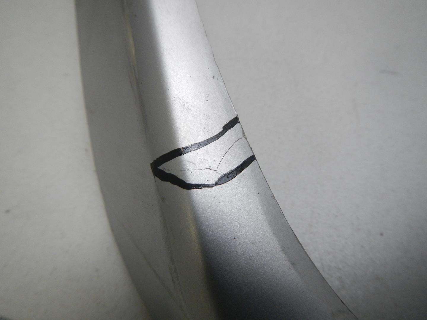 Накладка переднего бампера правая