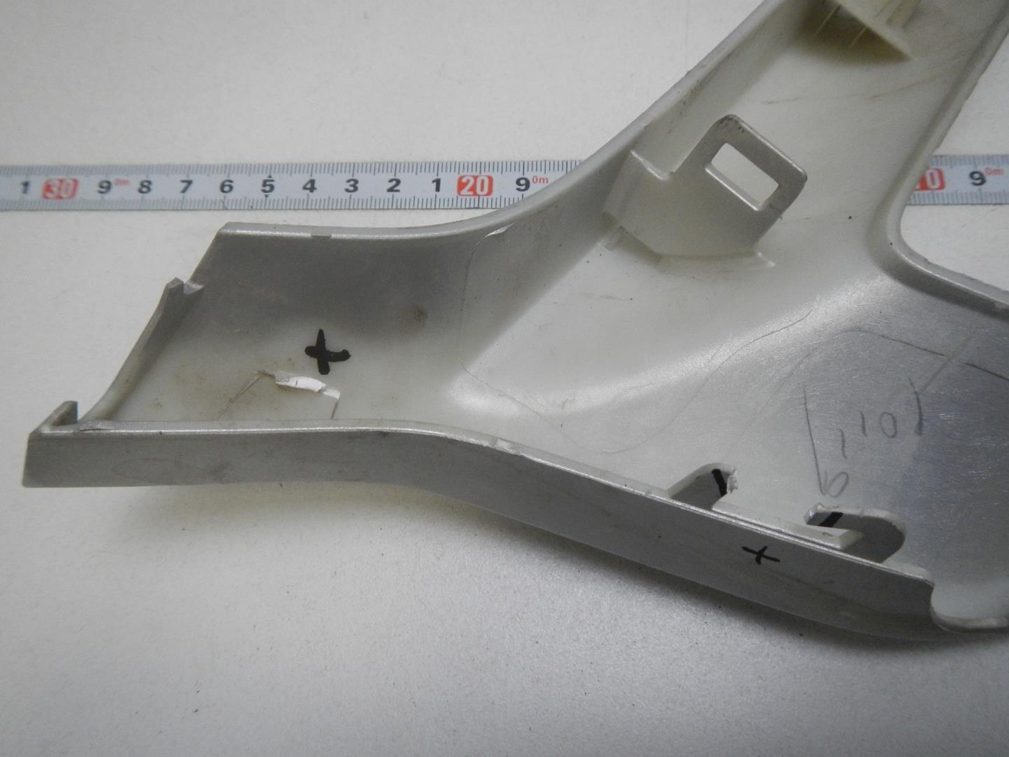 Накладка переднего бампера правая