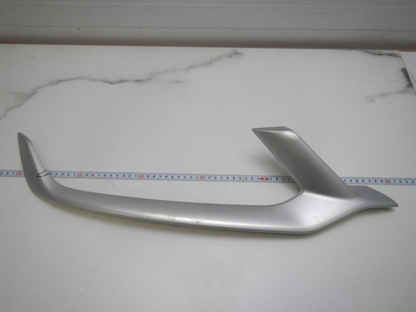 Накладка переднего бампера правая