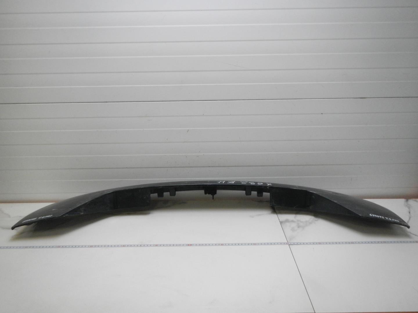 Накладка двери багажника