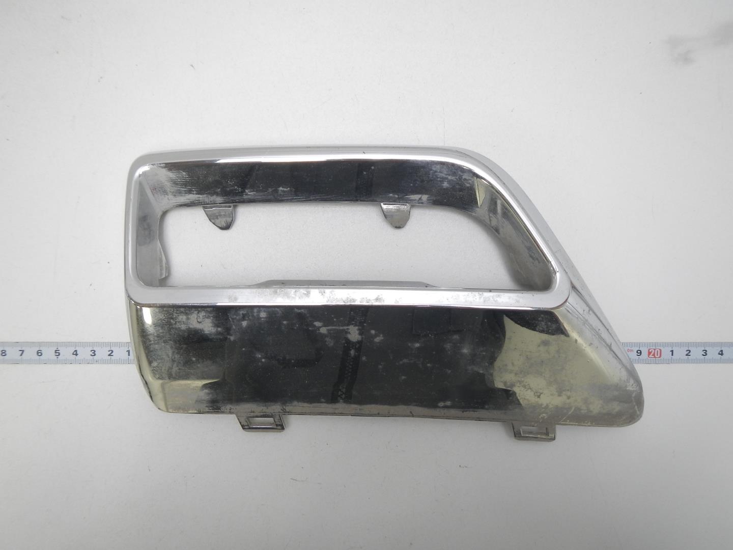 Накладка заднего бампера правая