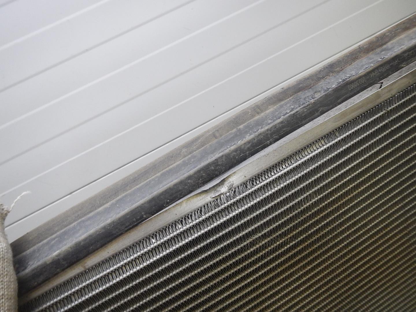 Радиатор охлаждения двигателя основной