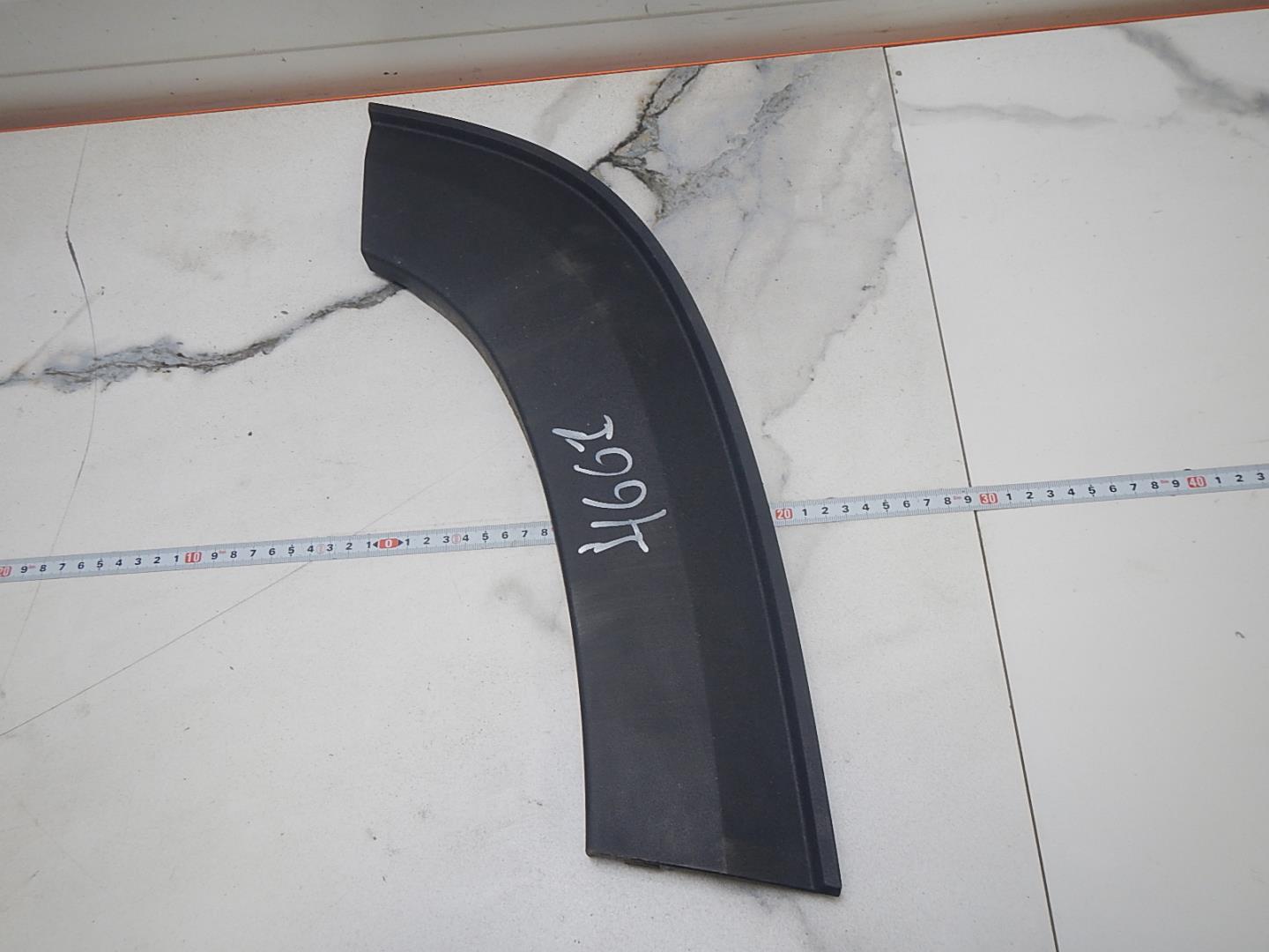 Накладка двери задней правой