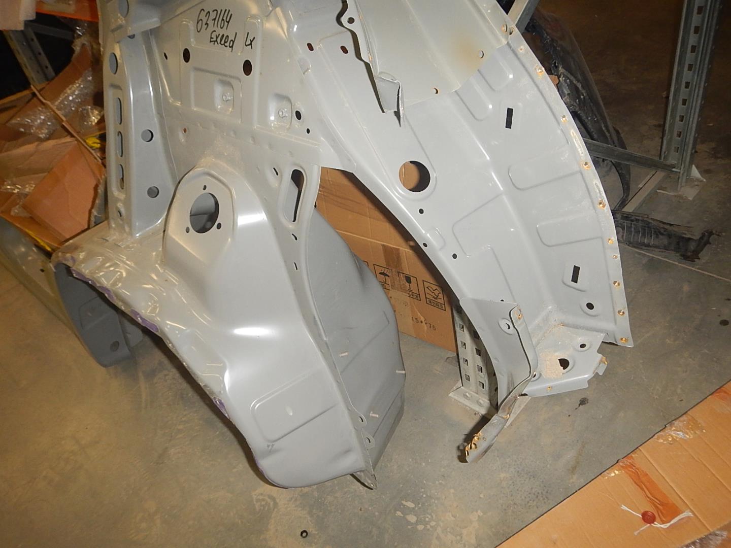 Кузовной элемент