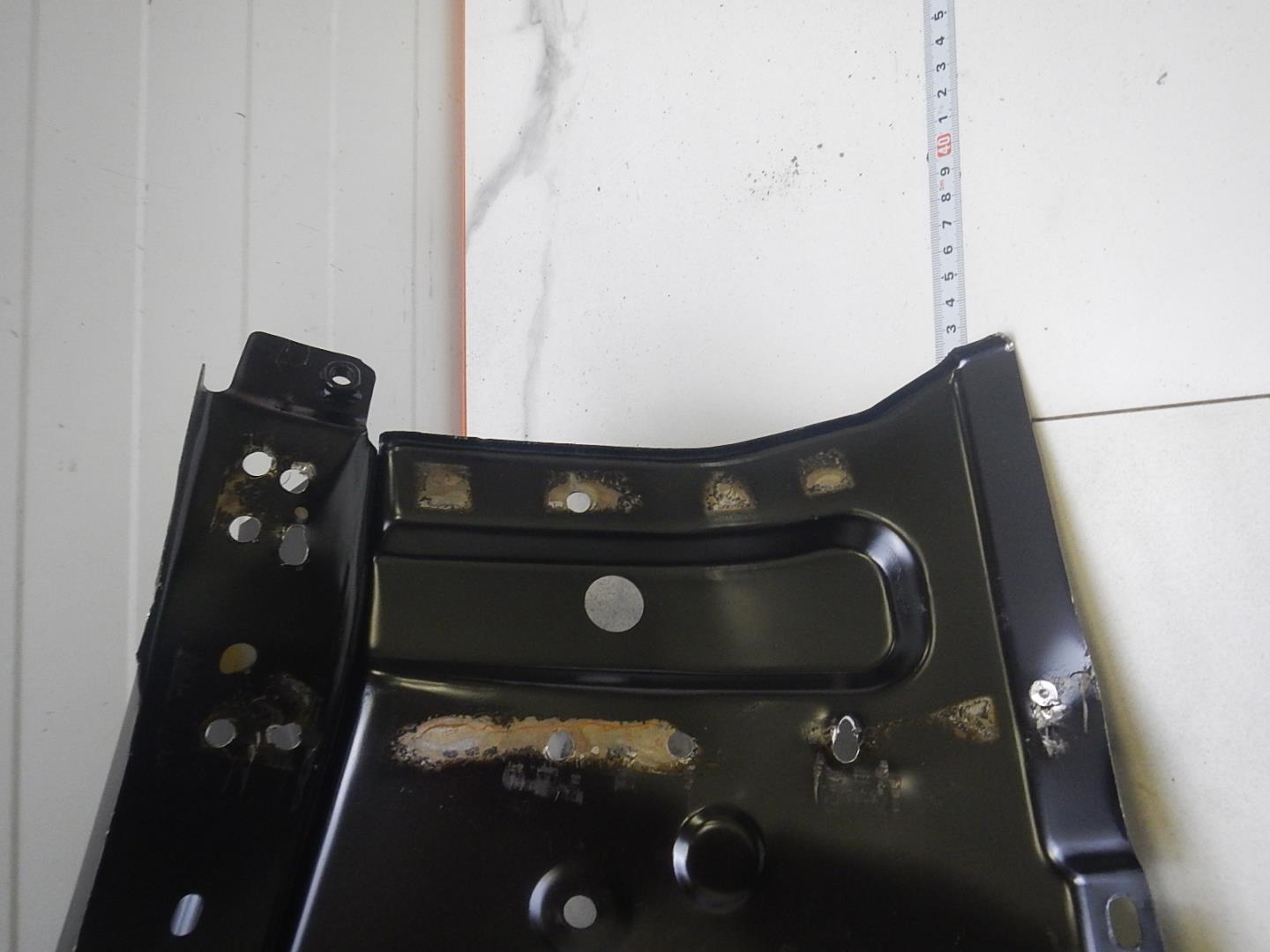 Лонжерон передний правый