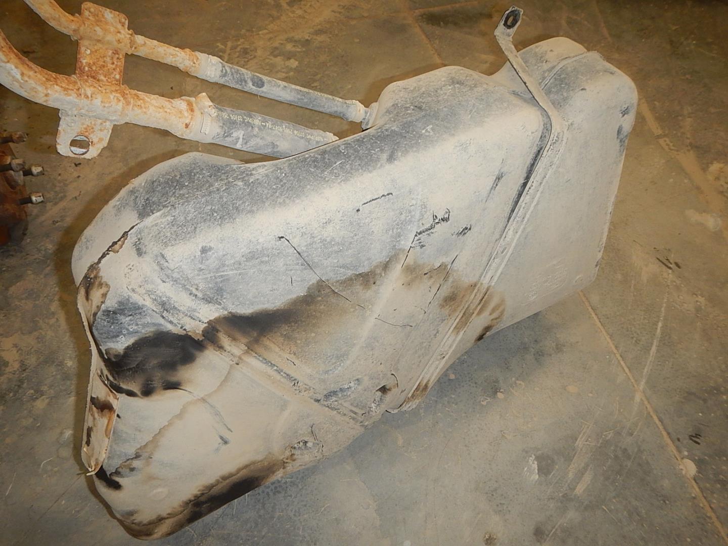 Бак топливный