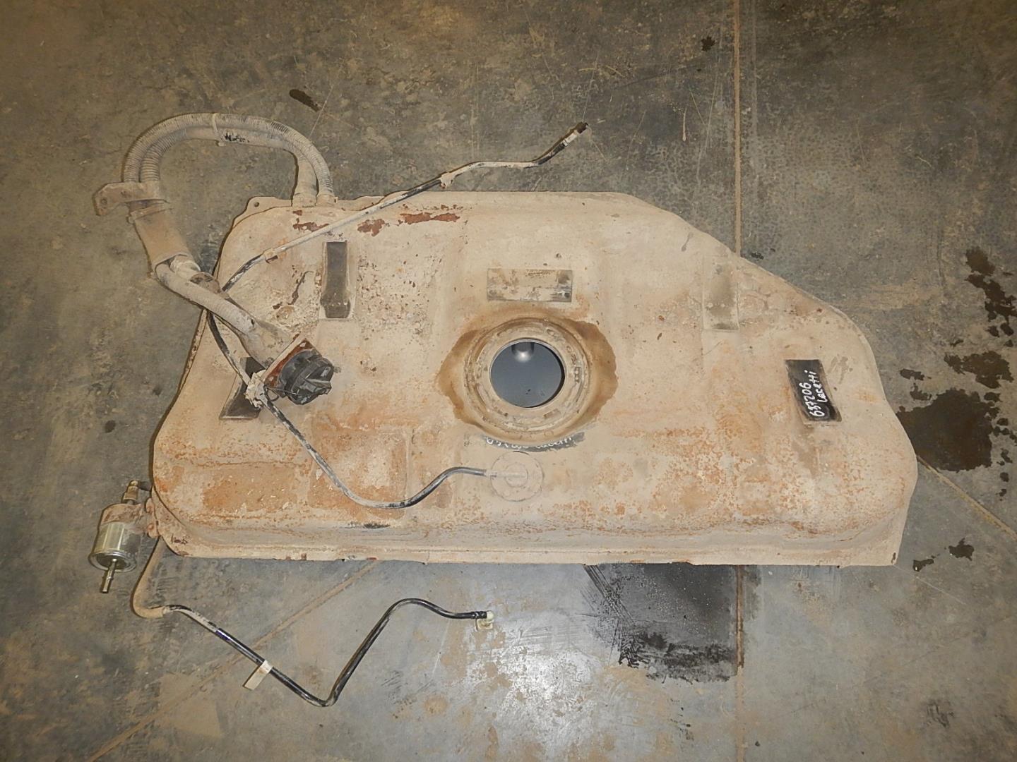 Бак топливный