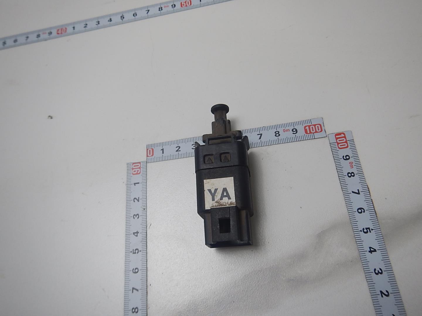 Датчик включения стопсигнала