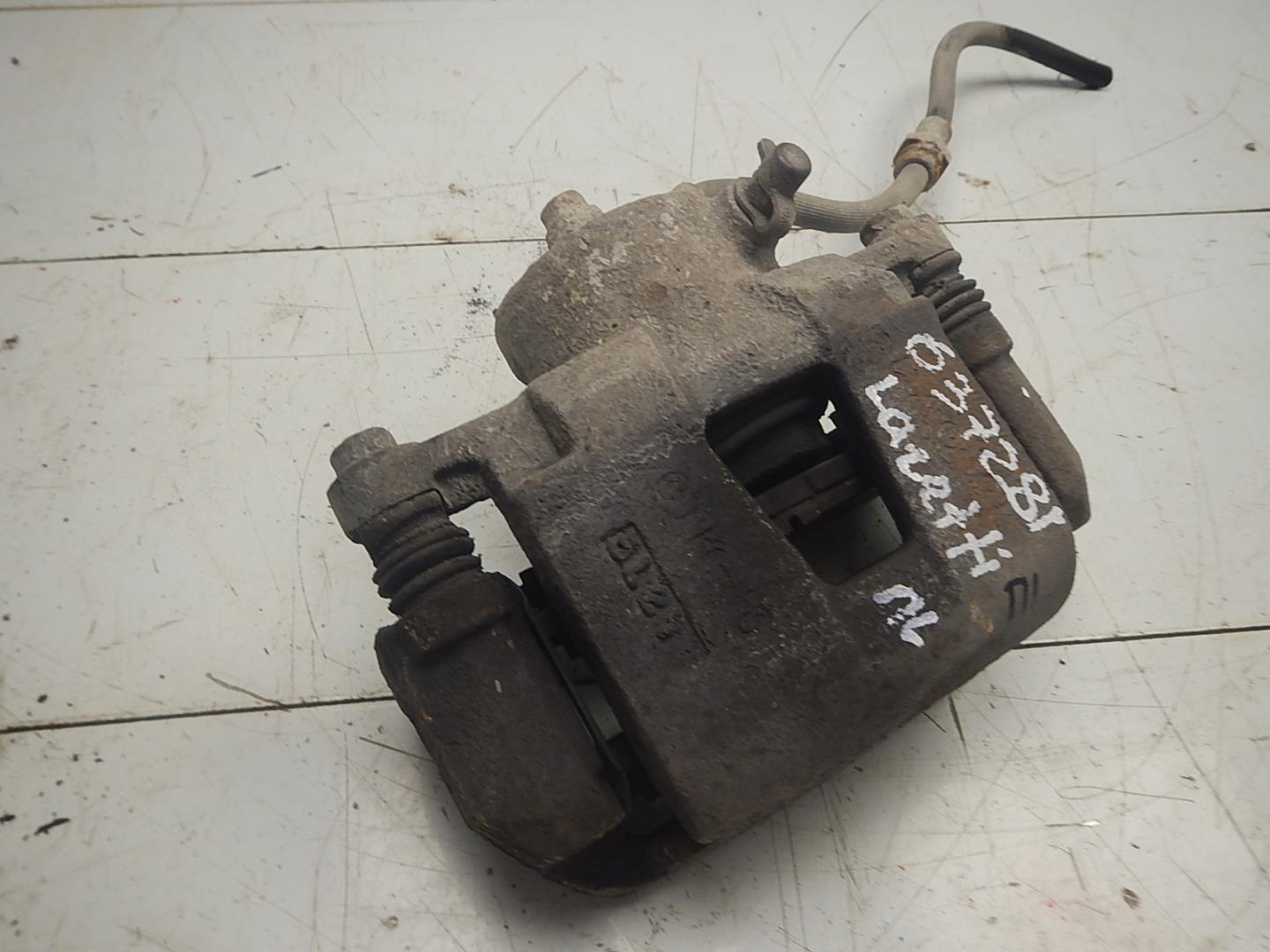 Суппорт передний левый