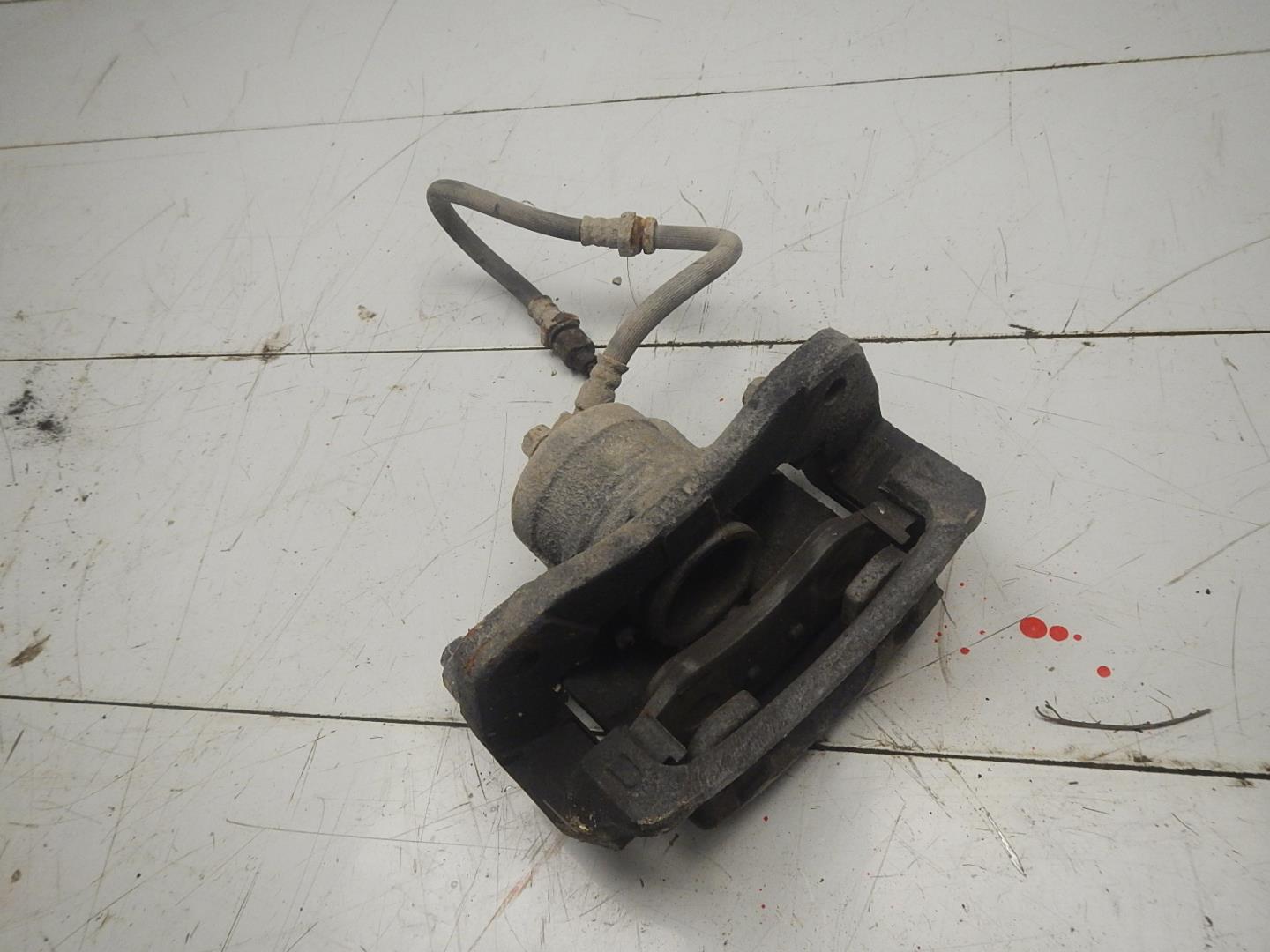 Суппорт передний правый