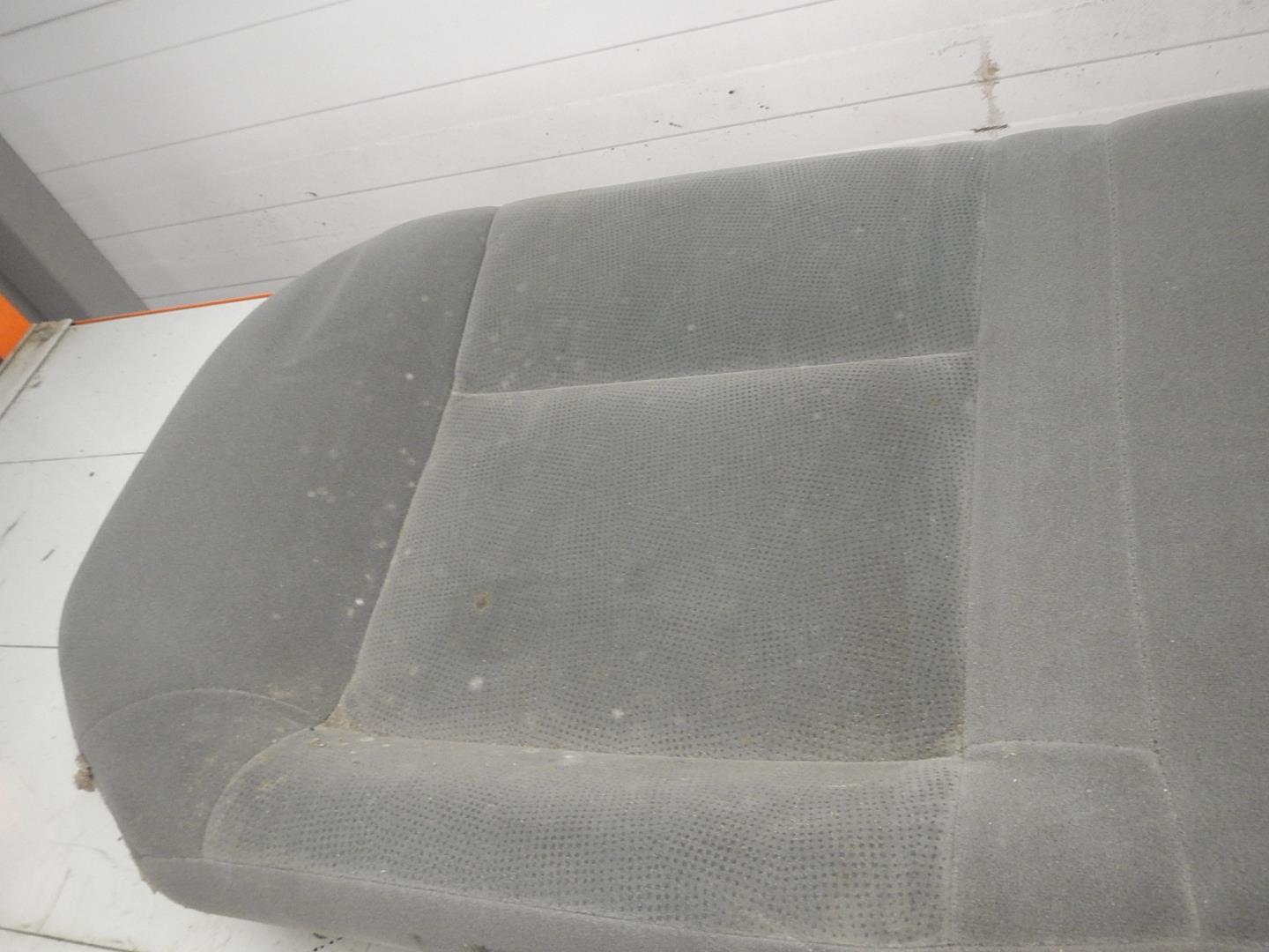 Сиденье салонное