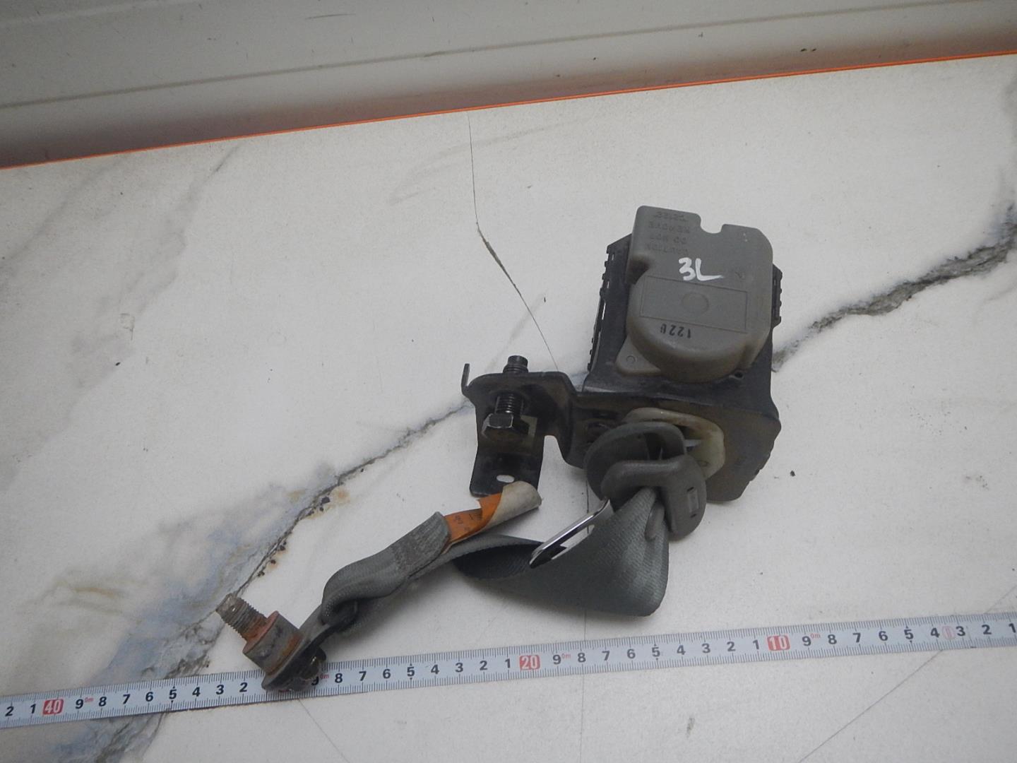 Ремень безопасности