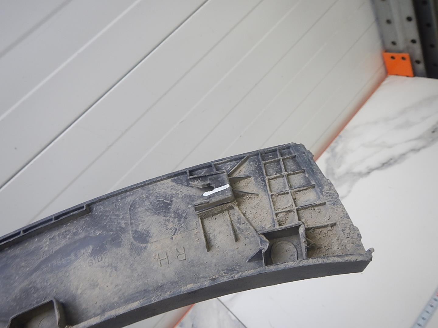 Накладка на крыло