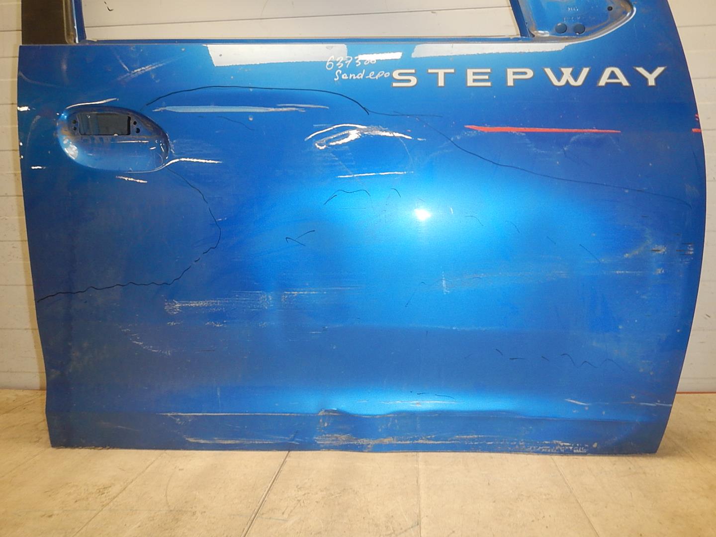 Дверь передняя правая