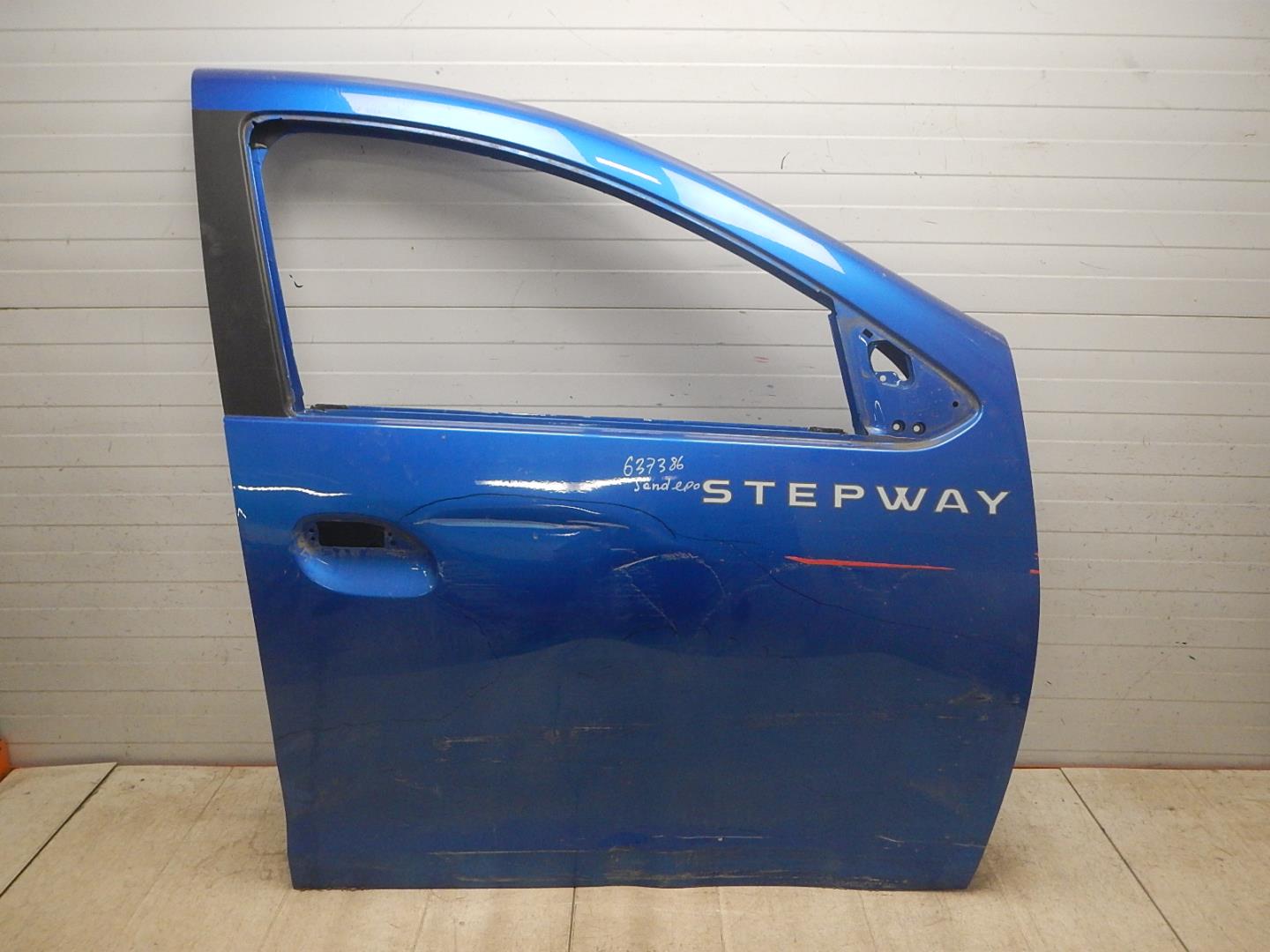 Дверь передняя правая