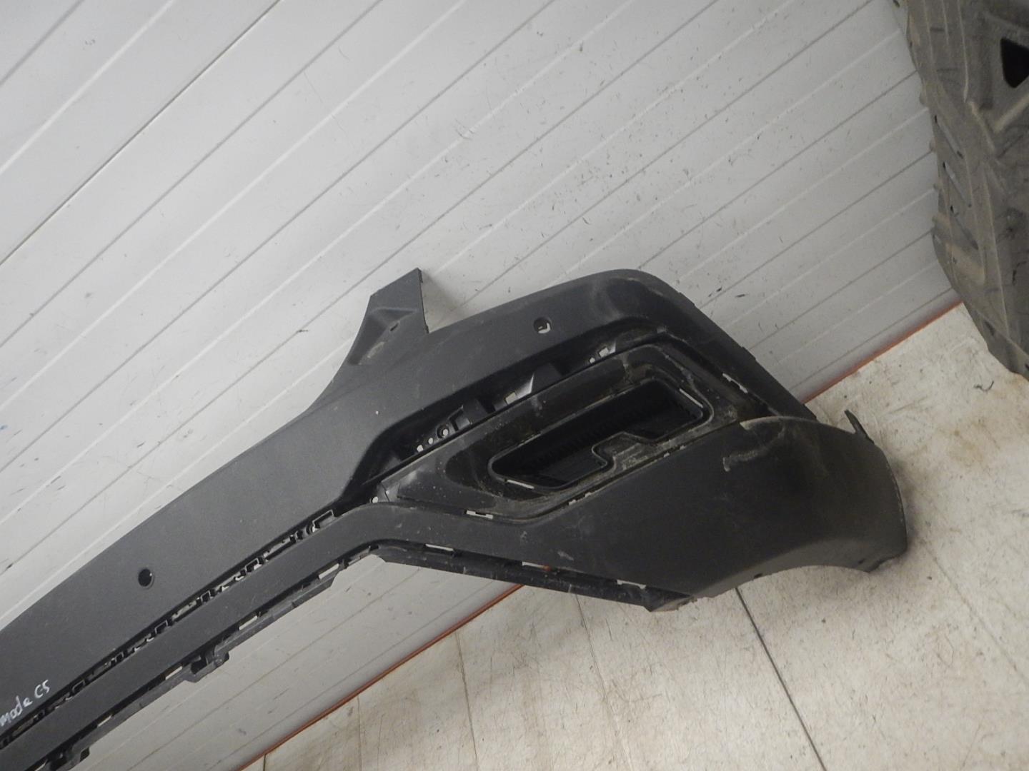 Бампер задний