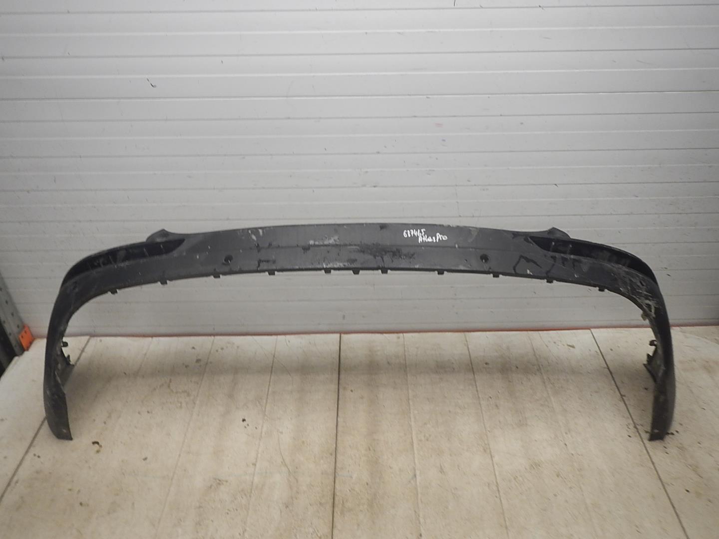 Бампер задний