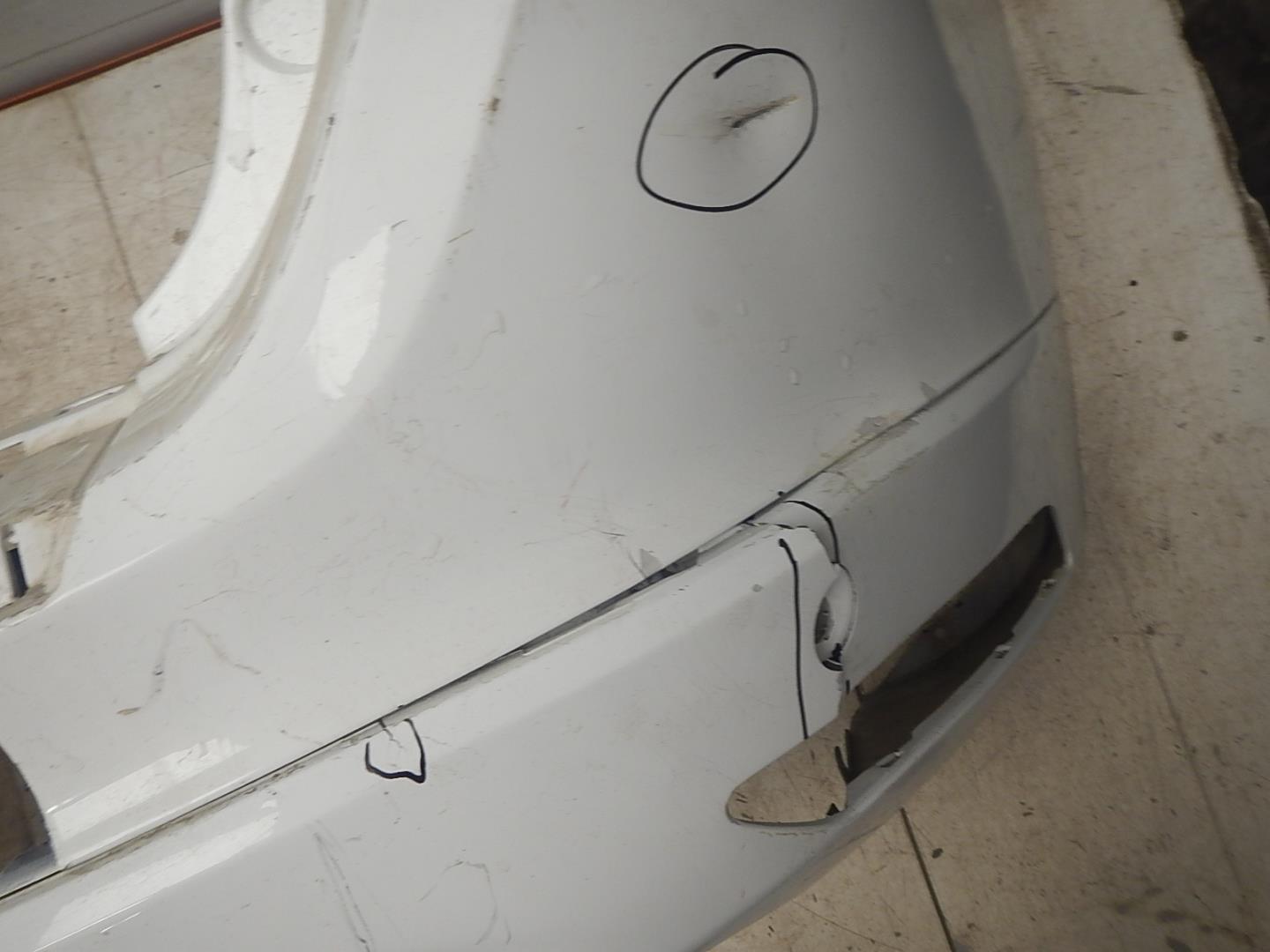 Бампер задний