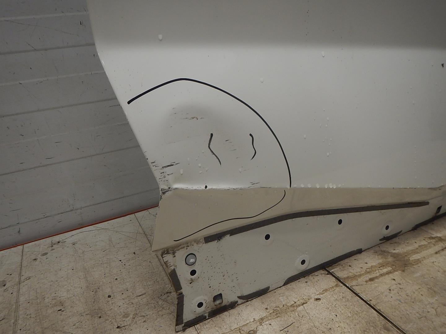 Дверь передняя правая