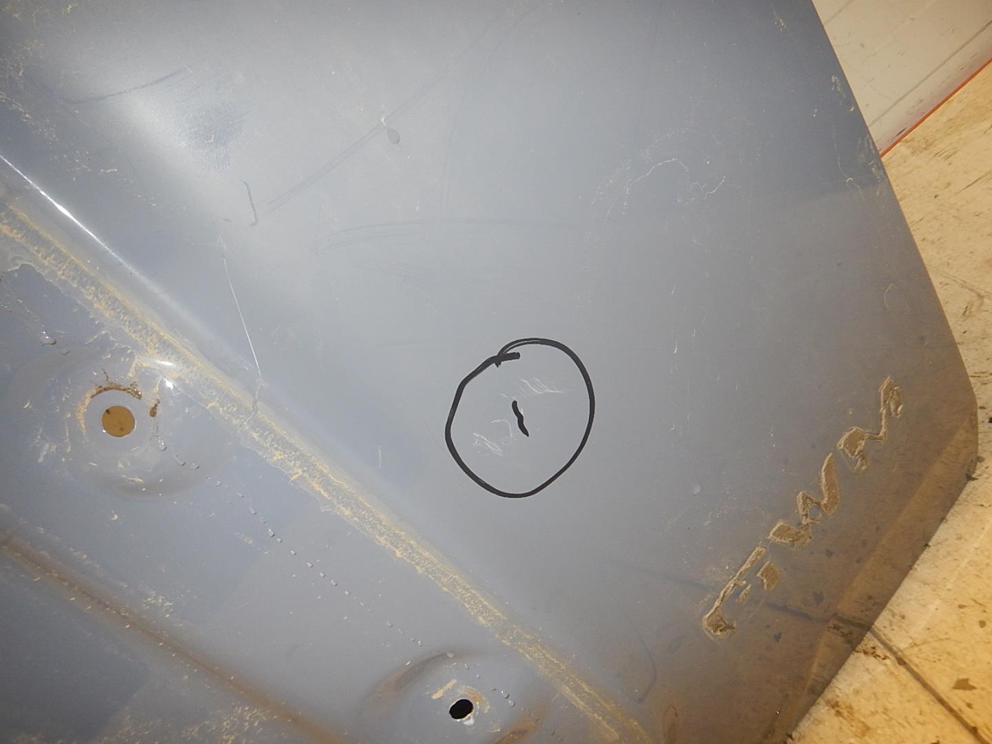 Дверь багажника