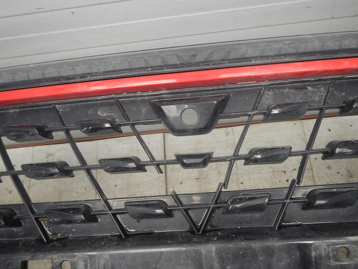 Бампер передний