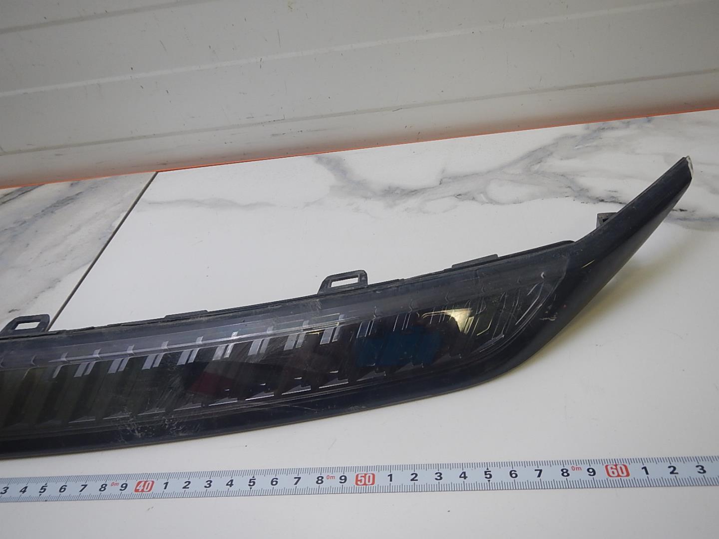 Накладка переднего бампера