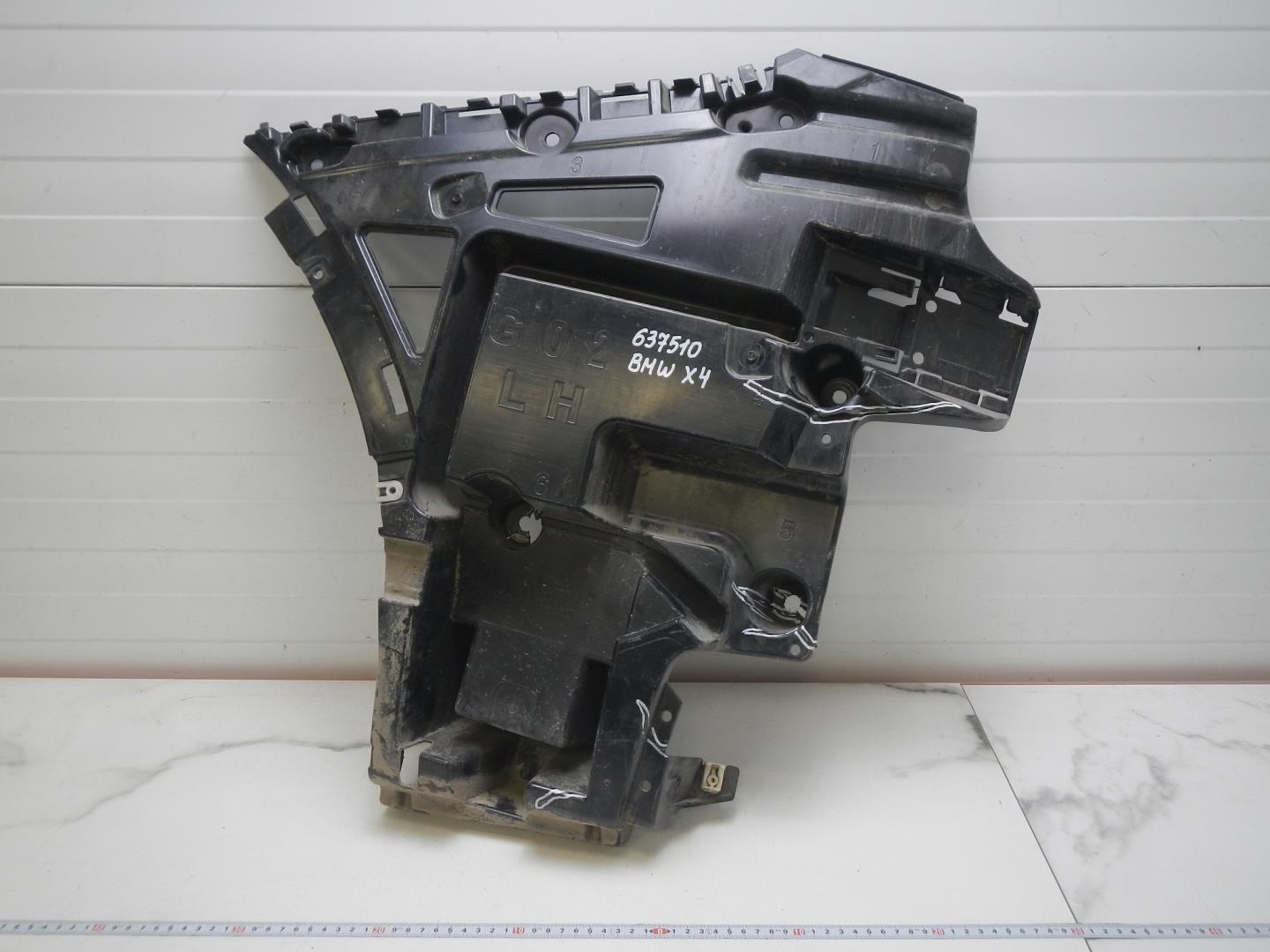 Кронштейн заднего бампера левый