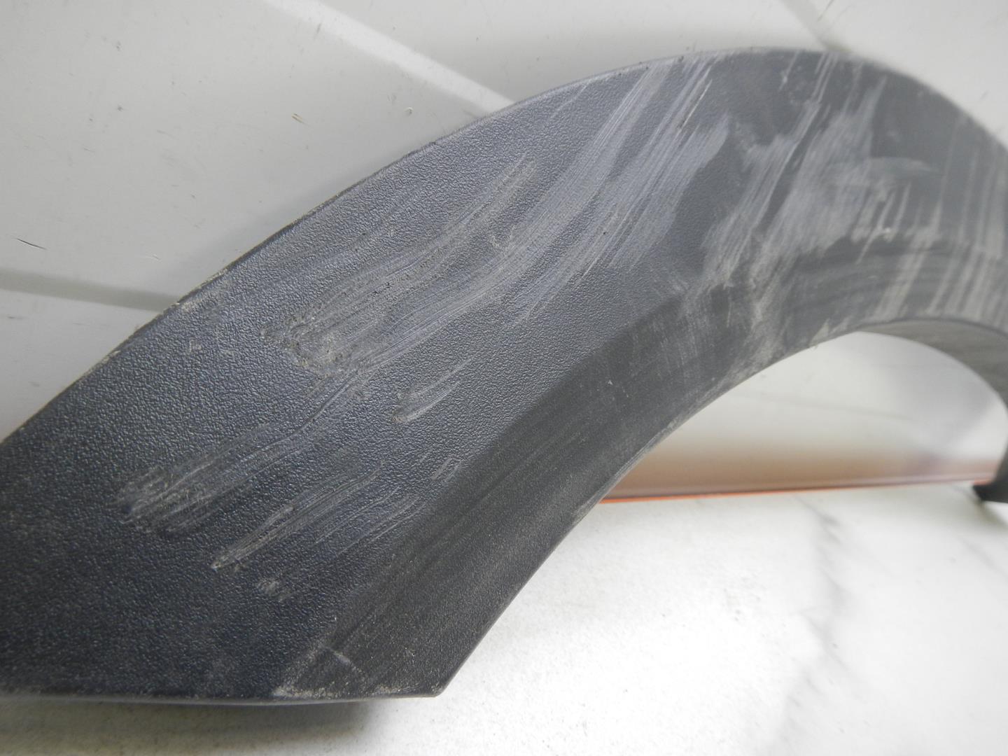 Накладка двери задней правой