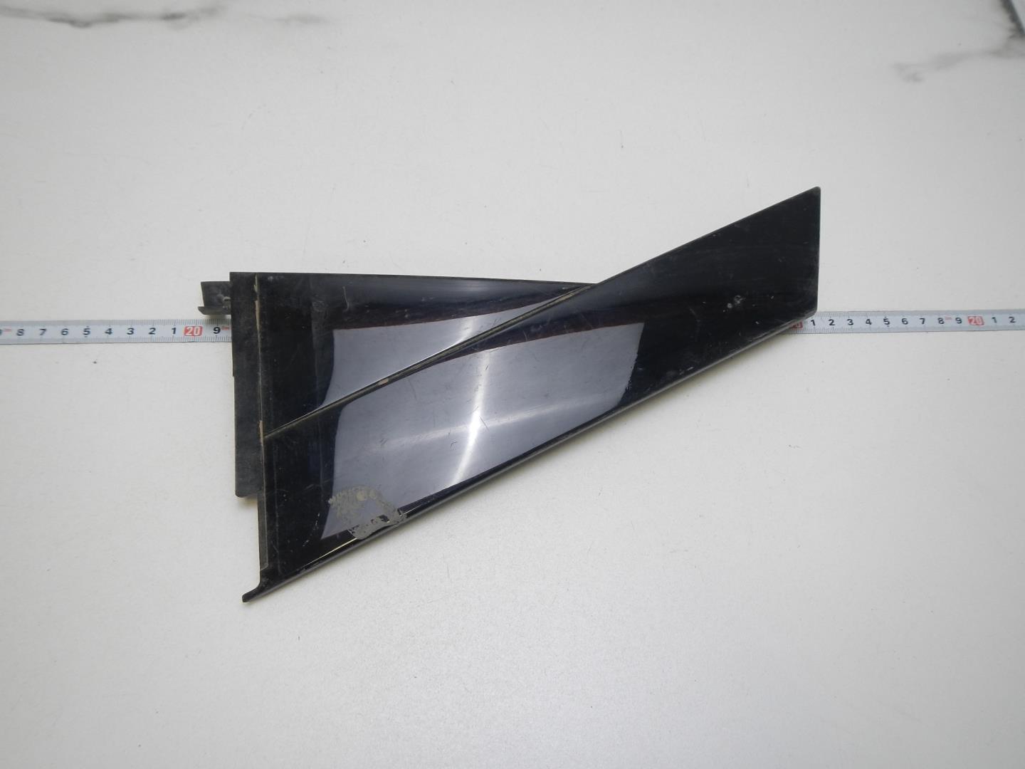 Накладка двери задней левой