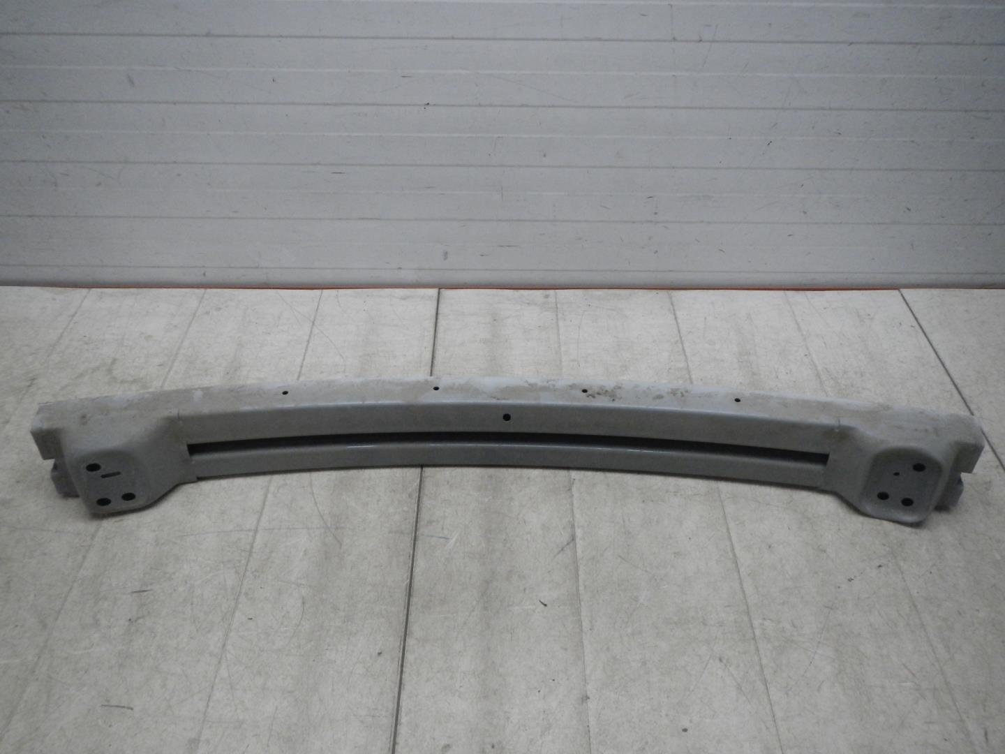 Усилитель заднего бампера