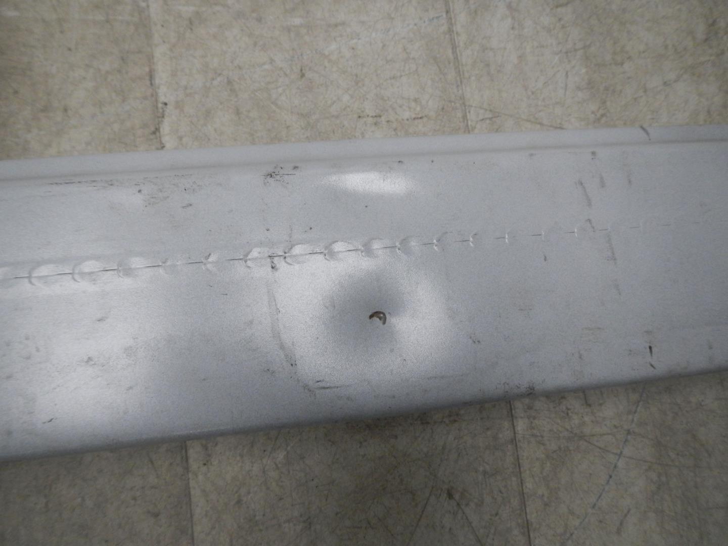 Усилитель заднего бампера