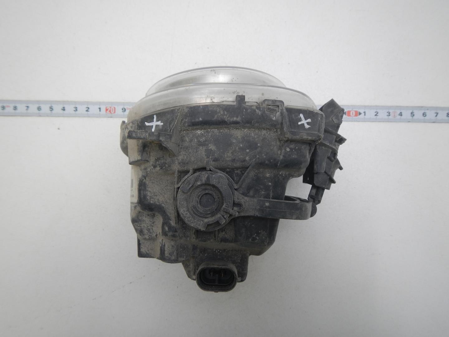 Фара противотуманная правая