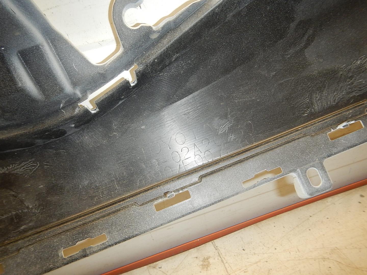 Бампер передний