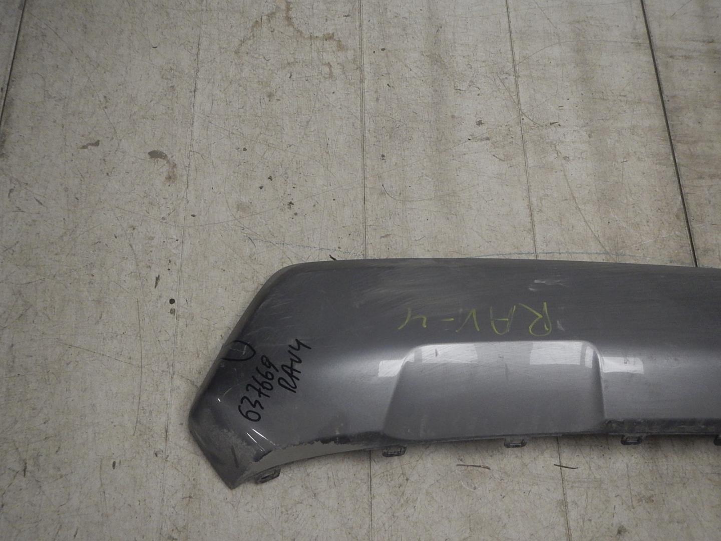 Накладка заднего бампера