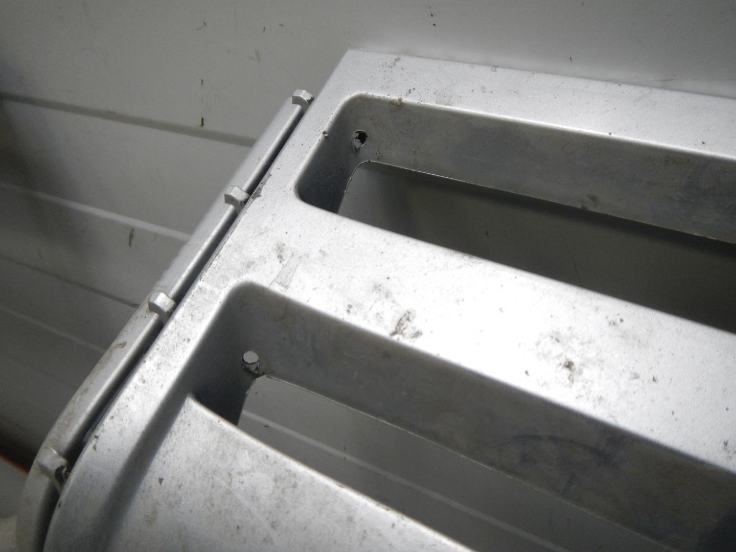 Накладка переднего бампера