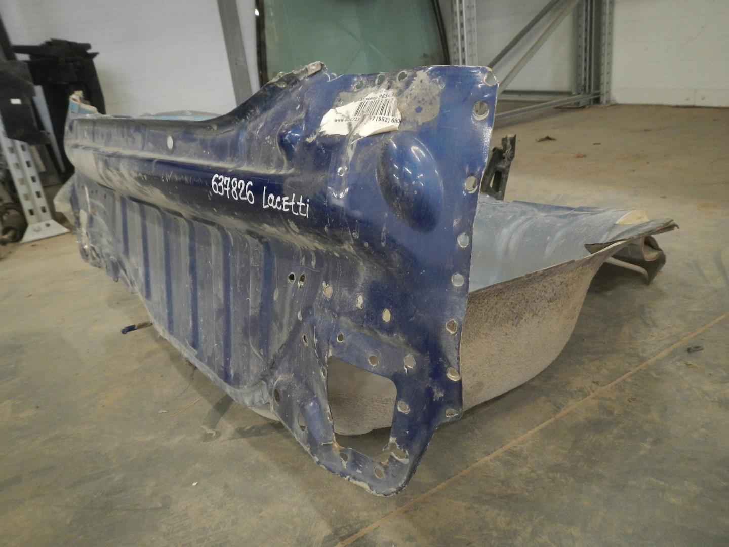 Панель задняя