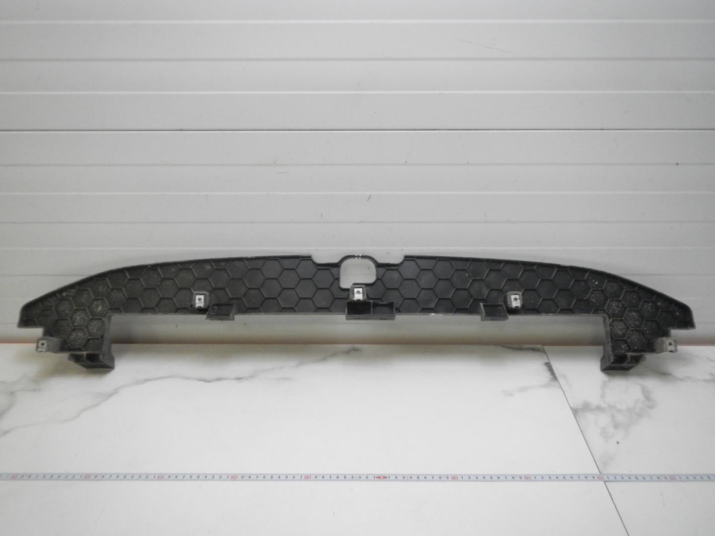 Усилитель переднего бампера