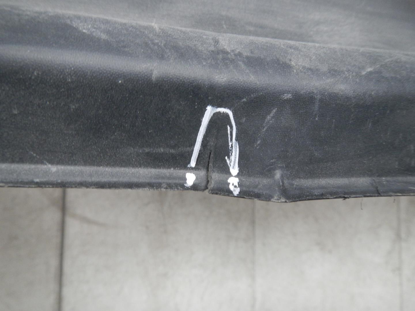 Бампер задний