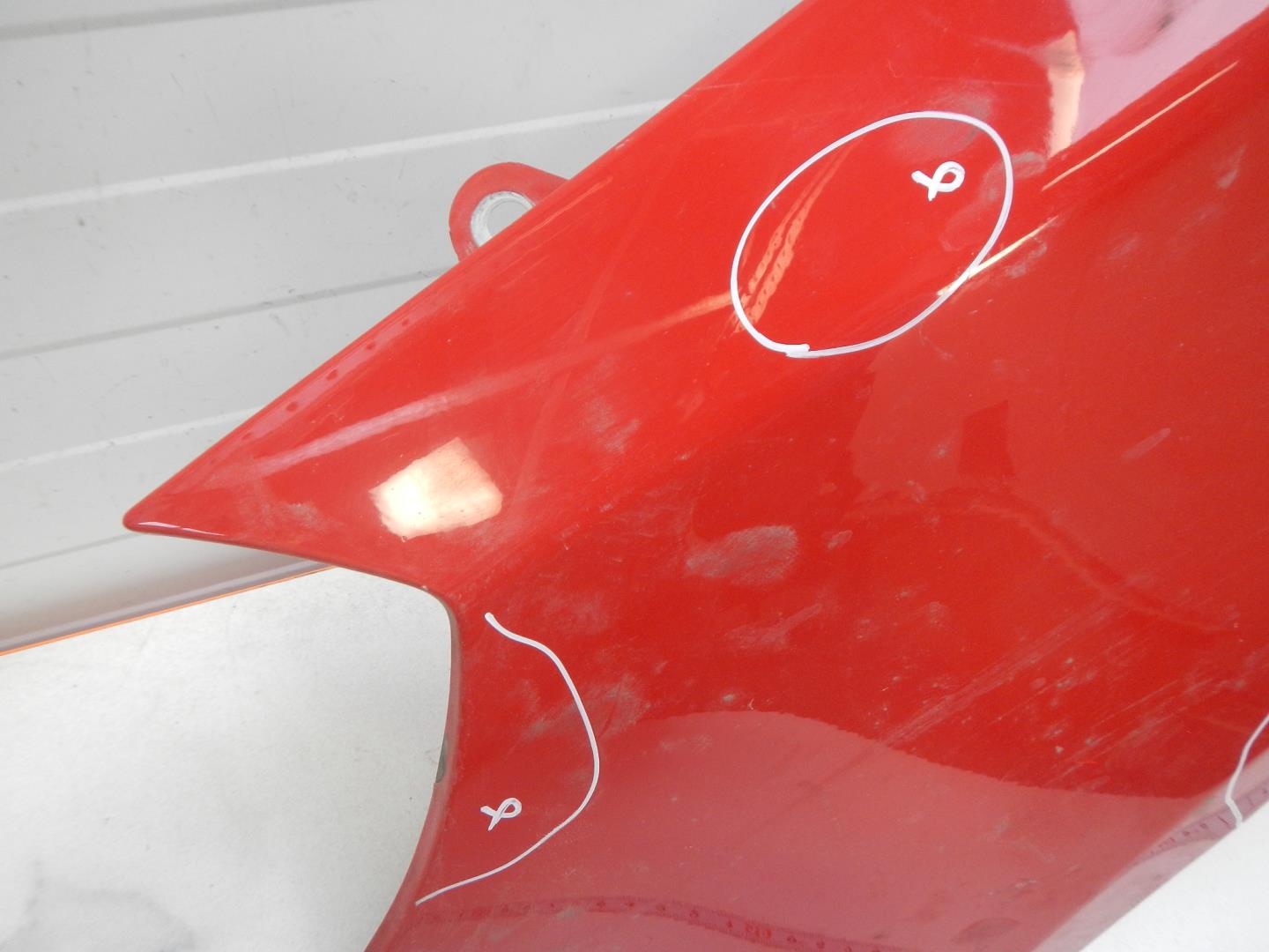 Крыло переднее левое