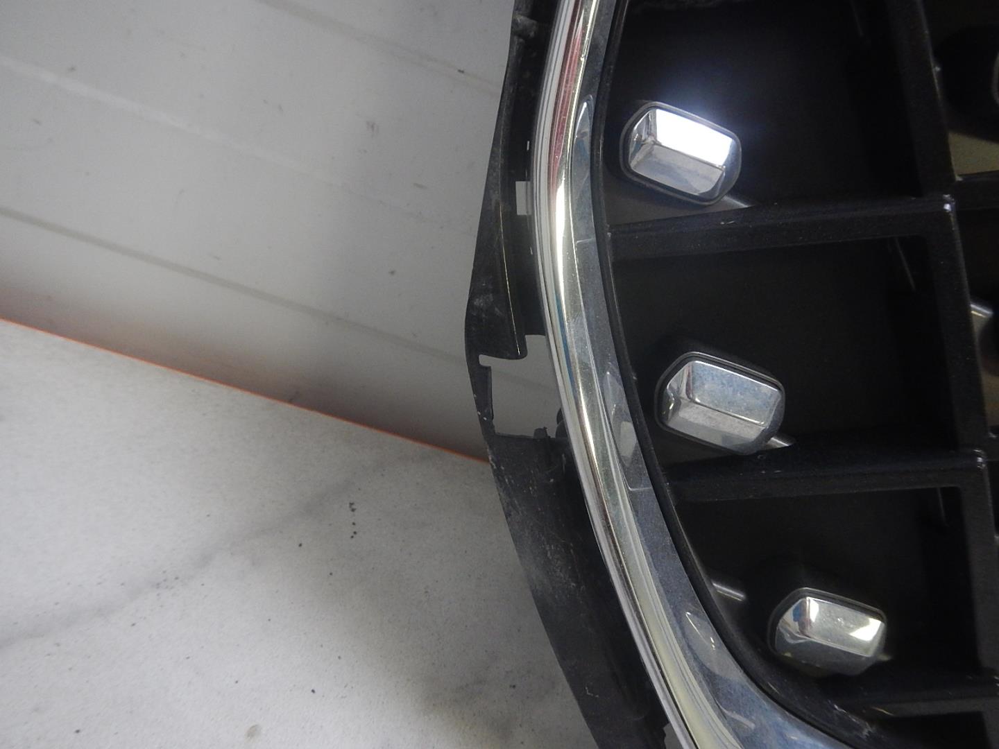 Решетка радиатора