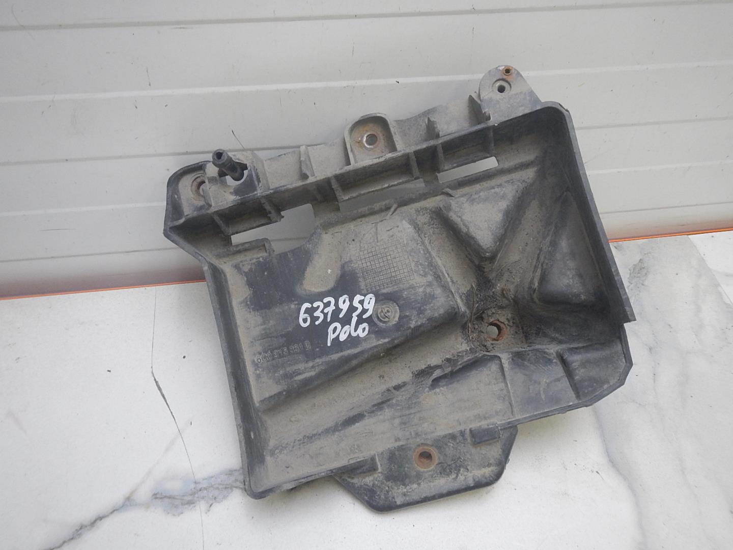 Крепление АКБ (корпус/подставка)