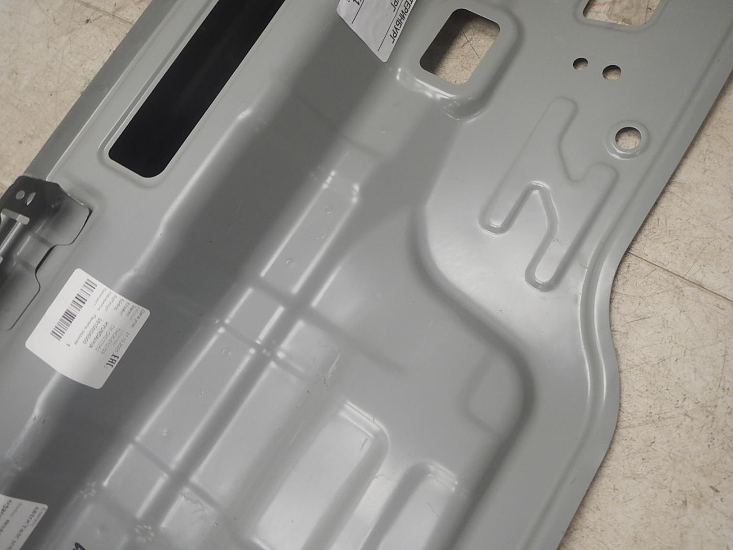 Панель задняя